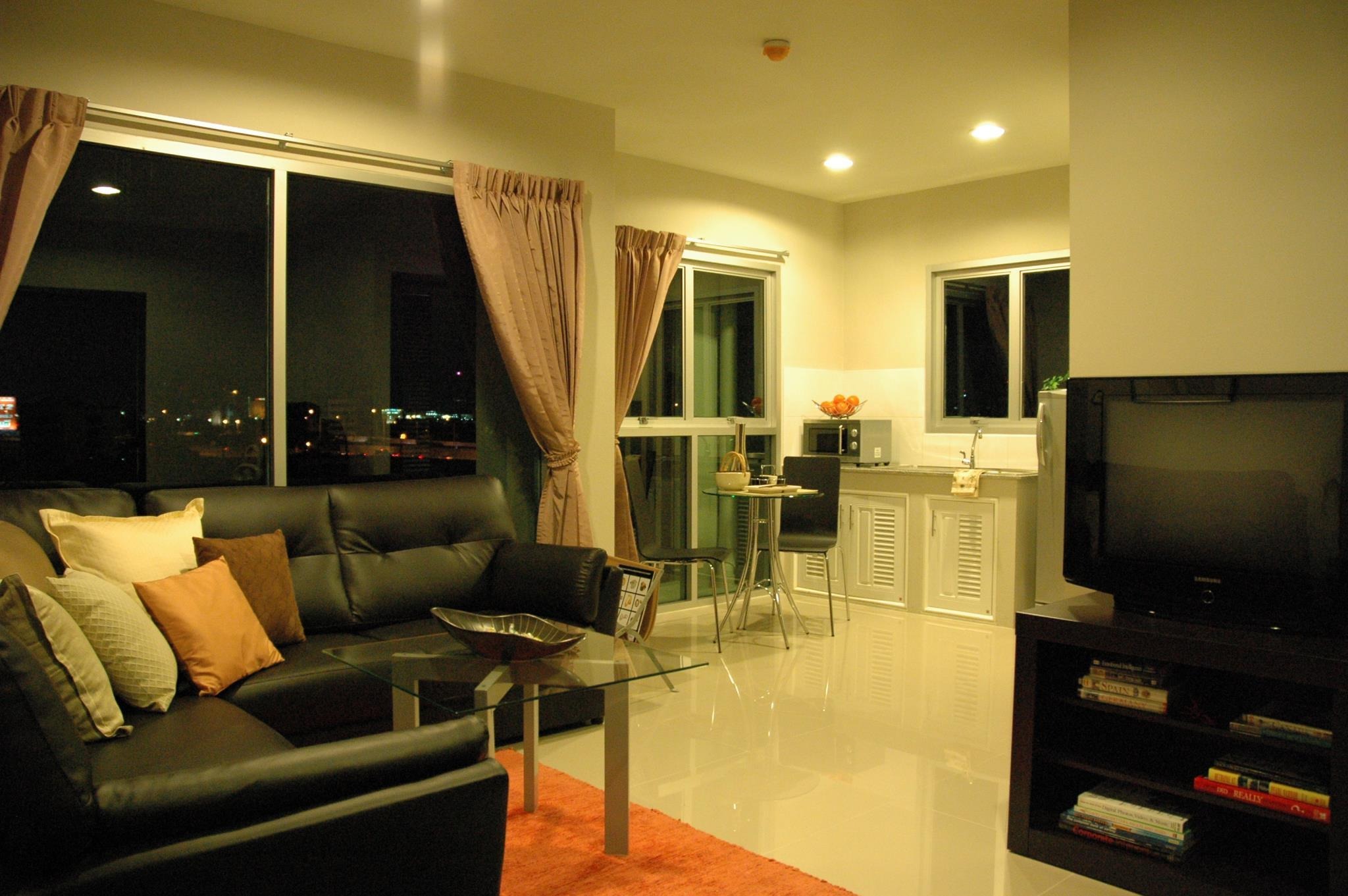 Minimal Apartment in Bangkok